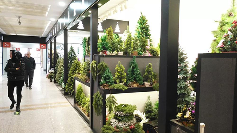 向老外出口圣誕用品，浙江義烏商人年銷數(shù)千萬(wàn)
